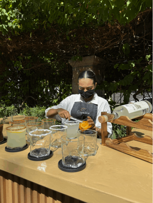 preparando bebidas 2